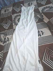 Sleek White Sleeveless Maxi Dress