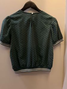ONLY Chic Green Textured Top