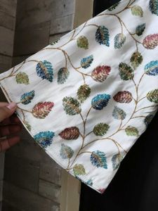 Elegant White Kurta with Leaf Print