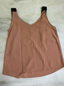 MAX FANCY SLEEVELESS TOP