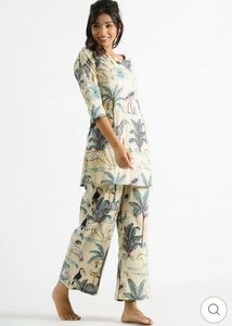 Unique Tropical Print Kurta Set