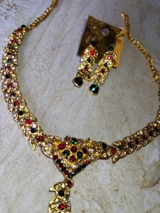 Gold-Tone Necklace &amp; Earring Set
