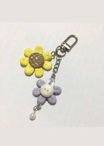 SALE 🌻Sunflower Bunny 🐰 Charm Keychains