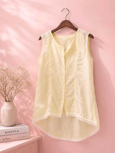 Elegant Yellow Embroidered Kurta