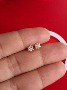 Sparkling Flower Stud Earrings