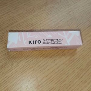 Kiro 3-in-1 Blush+Highlighter and FREE moisturizer