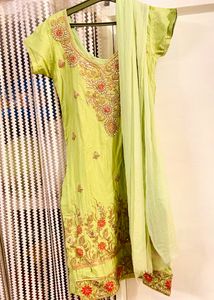 Pista Green Suit