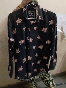 FIT & HOT Floral Print Shirt