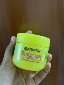 Garnier Vitamin C Fresh & Bright Cream