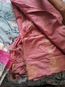 Soft Silk Beautiful Pink Saree with Golden Border