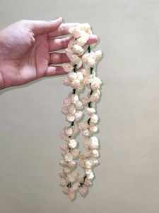 Floral Jasmine Hair Garland off white