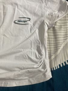White Graphic Print Cropped T-Shirt