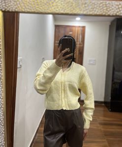 Butter Yellow CROPPED Woollen Cardigan