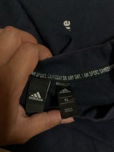 Adidas Tech Graphic Crew Sweatshirt.