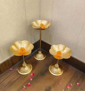 Golden Flower Tealight Holders Set of 3