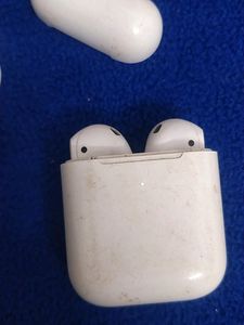 3 Earbuds Dead Condition Me He