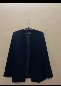 Stylish Black Blazer
