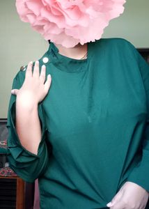 Beautiful Dark Green High neck Top 😍
