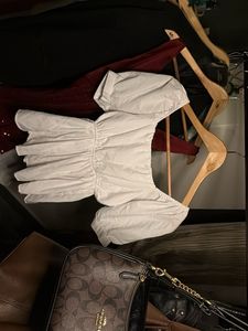 Chic White Puff Sleeve Top