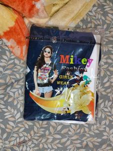 Girls Wear Fashion Top