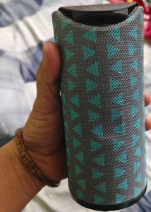 Portable Bluetooth Speaker FOR REPAIR