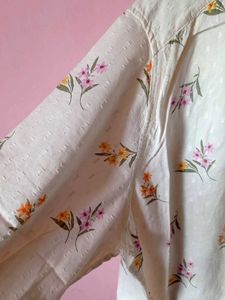 Cute Floral Print Button-Up Top
