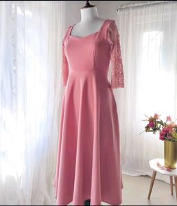 Elegant Pink Midi Dress