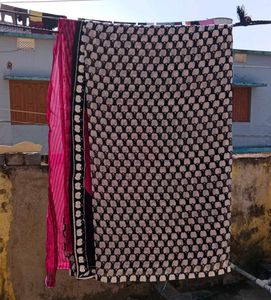 Black &amp; White Printed Saree with Pink Detail