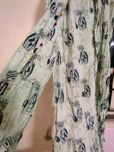 Stylish Printed Maxi Shrug