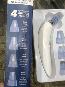 DermaSuction Pore Cleaning Device