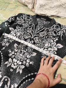 Stylish Black &amp; White Printed Kurta Set