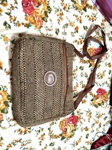 hand bag in very good condition