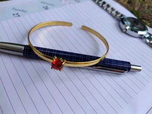 Red AD stone Kada