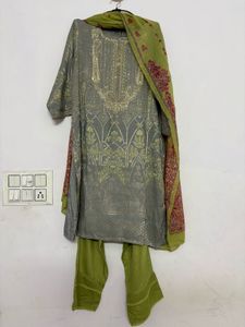 W Kurta Set with Dupatta