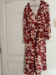 Chic Red Floral Maxi Dress