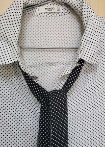 Polka Dot Tie Neck shirt just like new