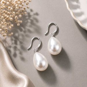 Elegant Teardrop Pearl Drop Earrings
