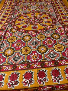 Vibrant Floral Print Bedsheet