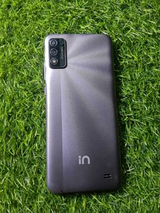 Micromax in 2c good condition mobile phone 4g