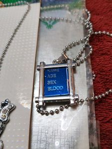 5 Assorted Pendant Necklace