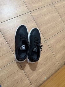 Nike Black Sneakers