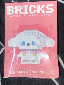 **limited edition sanrio bricks** figurine CINNABO