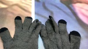 Kids Gloves For Boys