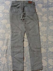 Light Wash Denim Jeans