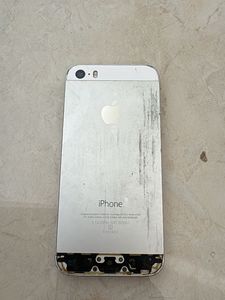 NOT Working -iPhone 5s Silver - For Parts