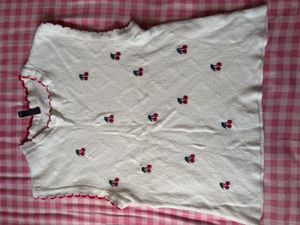 White Cherry Print Top🍒