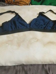 New not usedTriangle Bra
