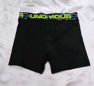 Under Armour Men's Black Boxer Briefs