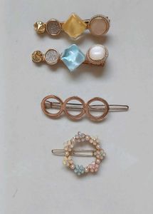 Set of 4 Cute Hair Clips