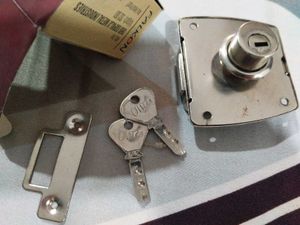 Falkon Cupboard Lock with Keys (3 piece)